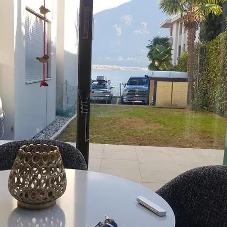 Apartment Seesicht Tessin Nahe Locarno Tenero Wintergarten Minusio